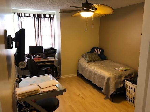 WINDCHIME LAKES - Residential