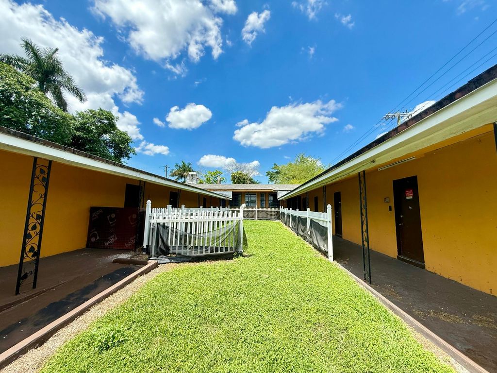 Photo of 601 W Canal St Street N, Belle Glade, FL 33430 (MLS # B26020319)