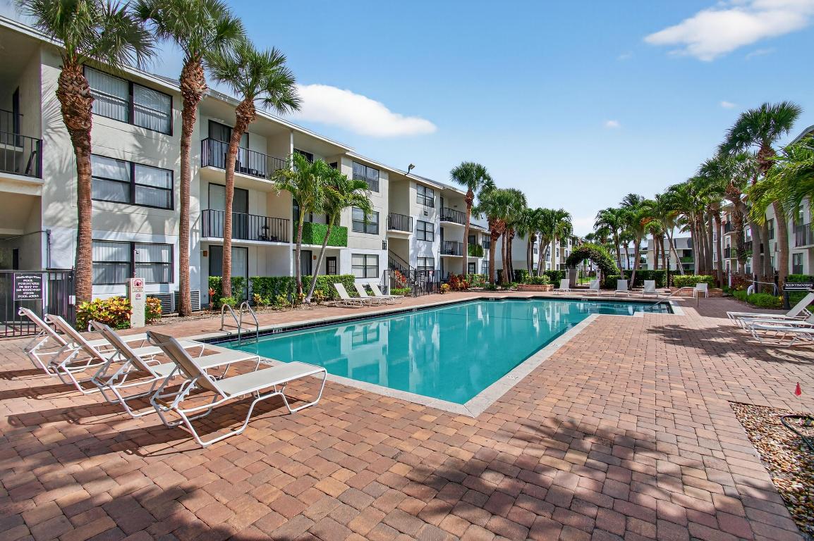 CLEAR LAKE CLUB CONDO - Residential Lease