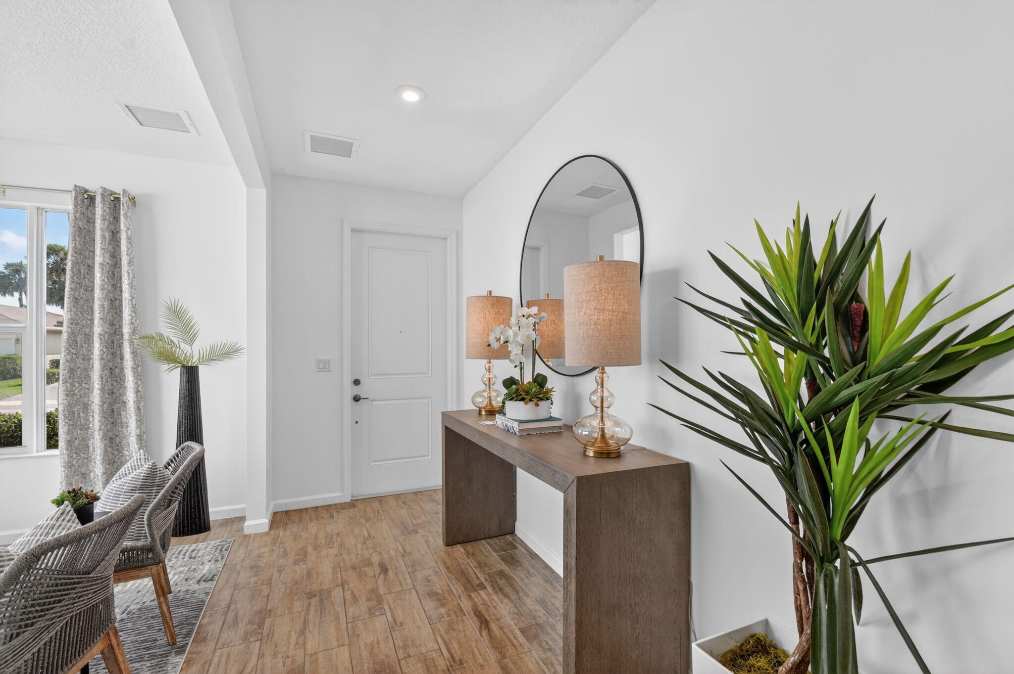 6680 Pointe Of Woods Drive