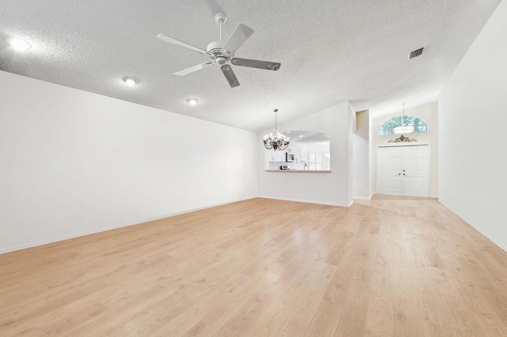 Photo of 11163 Mandalay Way, Boynton Beach, FL 33437 (MLS # B26074148)