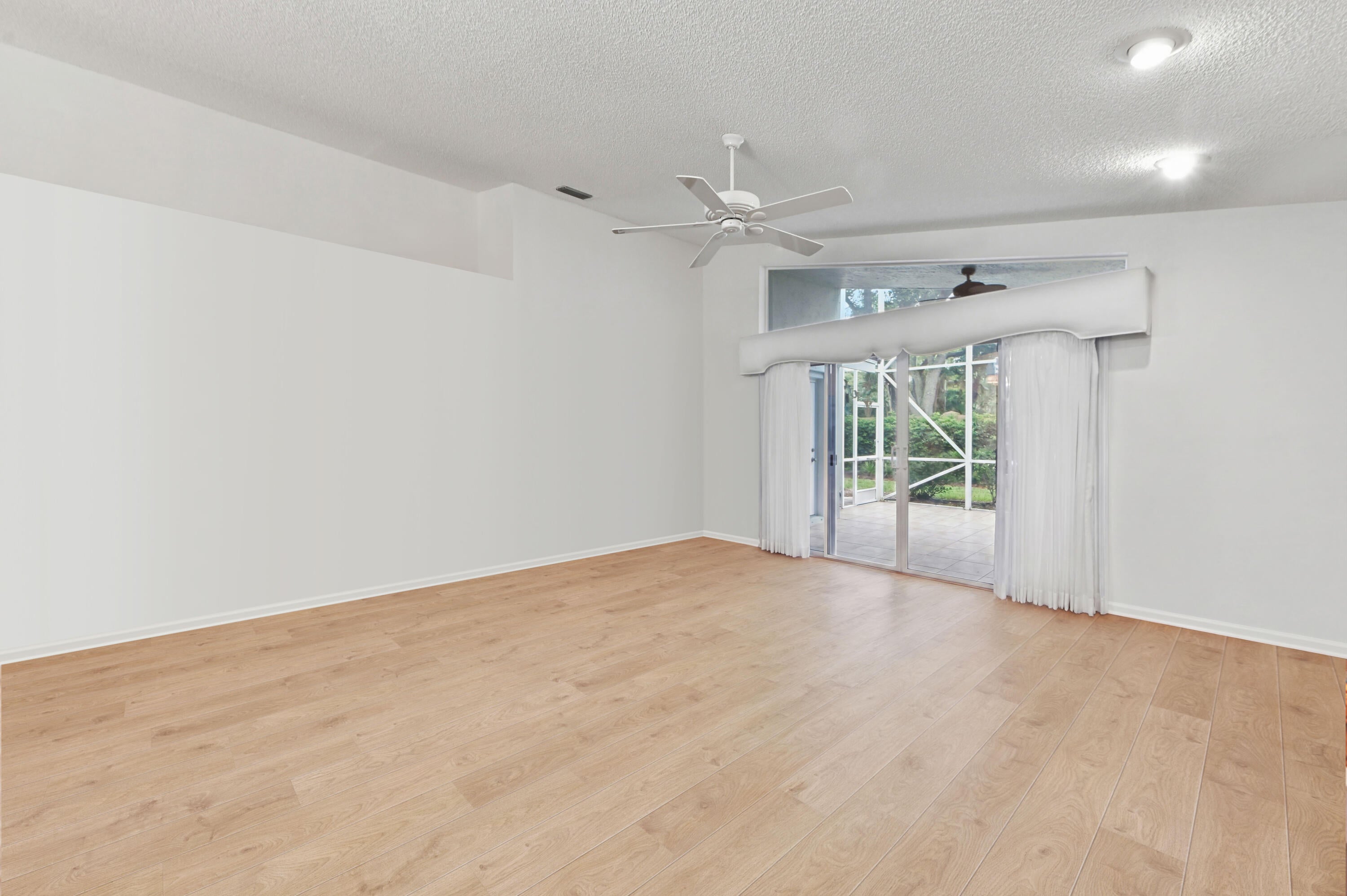 11163 Mandalay Way