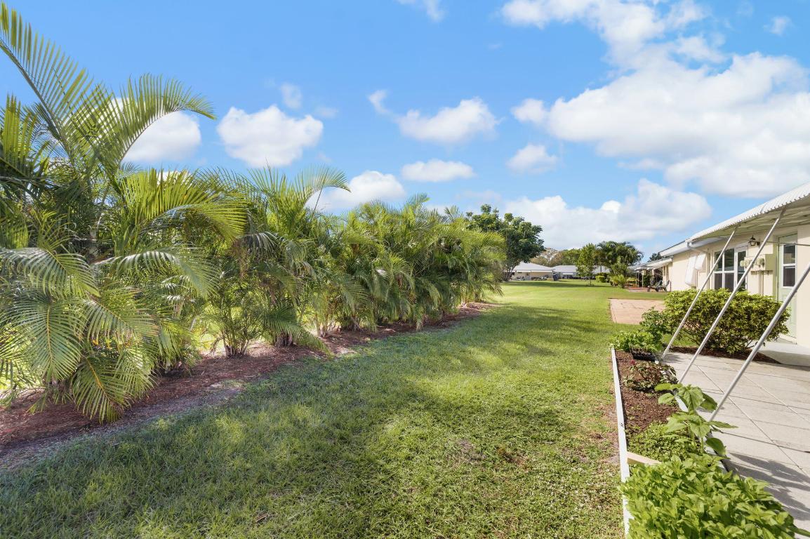 HIGH POINT OF FORT PIERCE CONDOMINIUM SECTION 1 - Residential