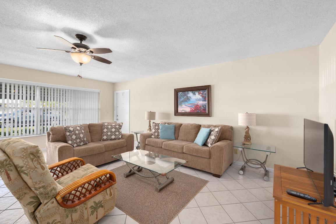 HIGH POINT OF FORT PIERCE CONDOMINIUM SECTION 1 - Residential