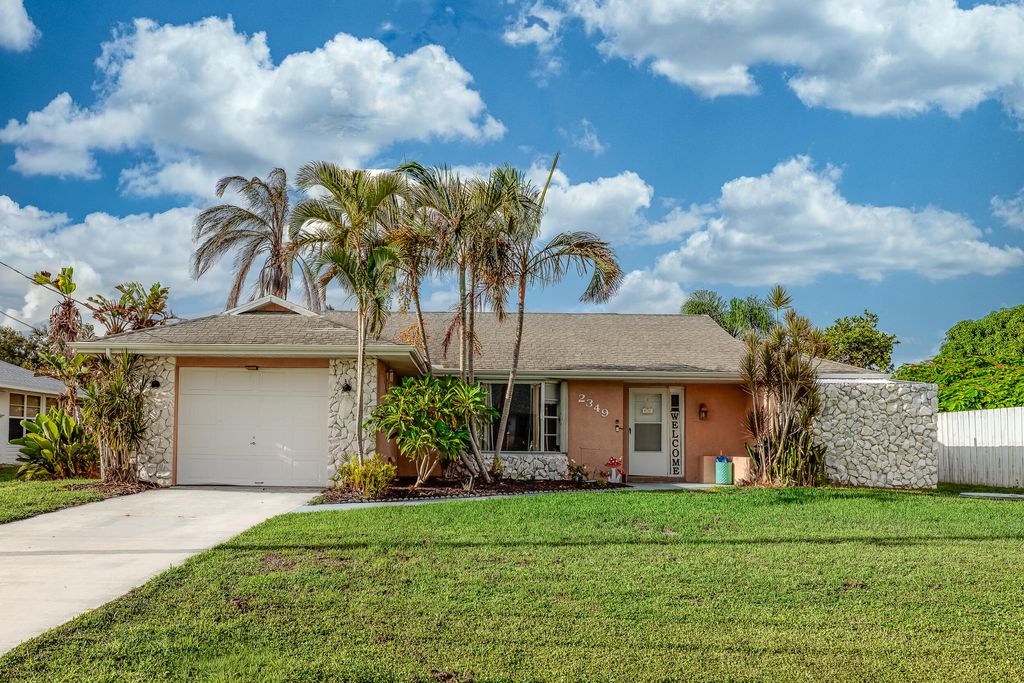 Photo of 2349 SE Avalon Road, Port Saint Lucie, FL 34952 (MLS # R11124908)