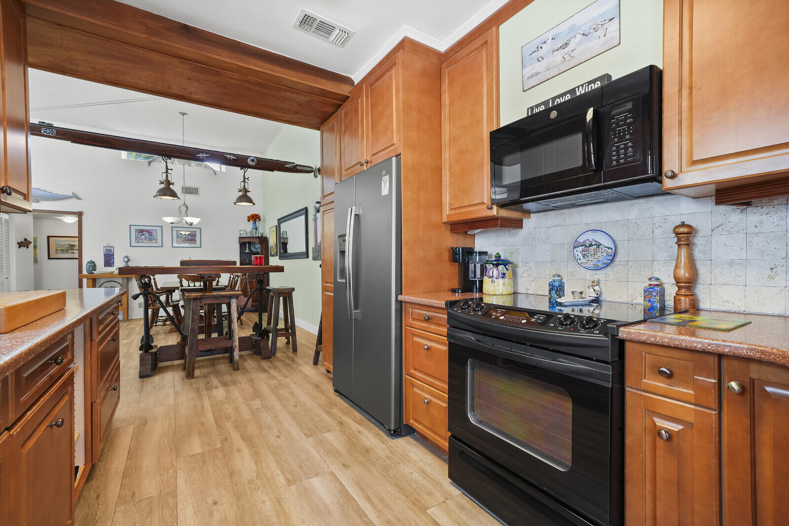 YACHT & COUNTRY CLUB OF STUART - Residential