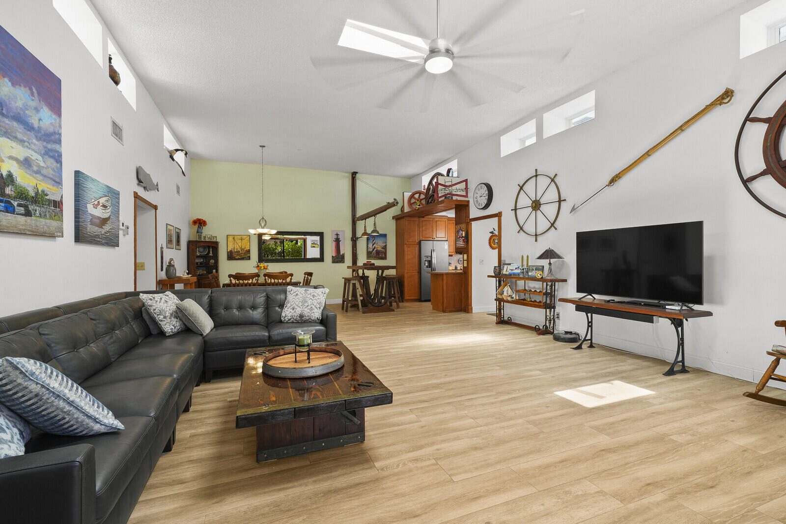 YACHT & COUNTRY CLUB OF STUART - Residential