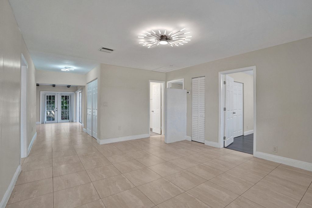 Photo of 131 NE 51st Court, Oakland Park, FL 33334 (MLS # B26006938)