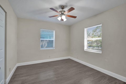 Tiny photo for 131 NE 51st Street, Oakland Park, FL 33334 (MLS # B26006938)