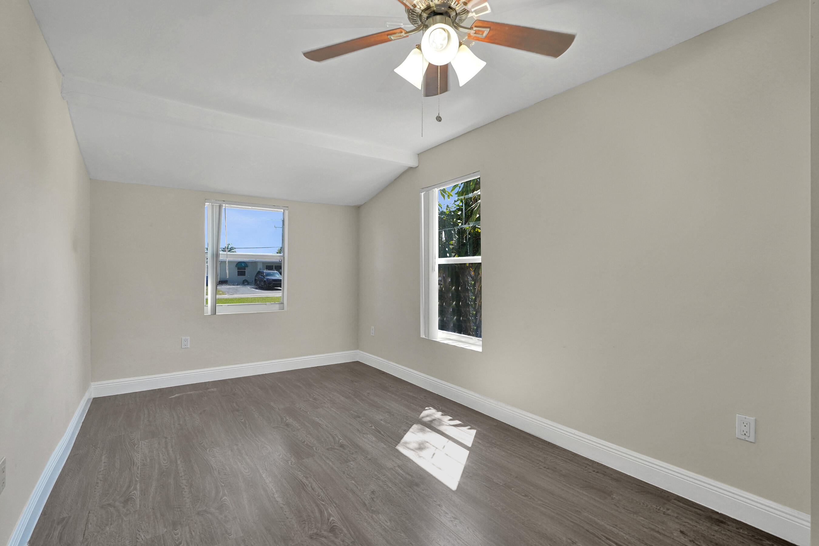 NORTH ANDREWS TERRACE - Residential