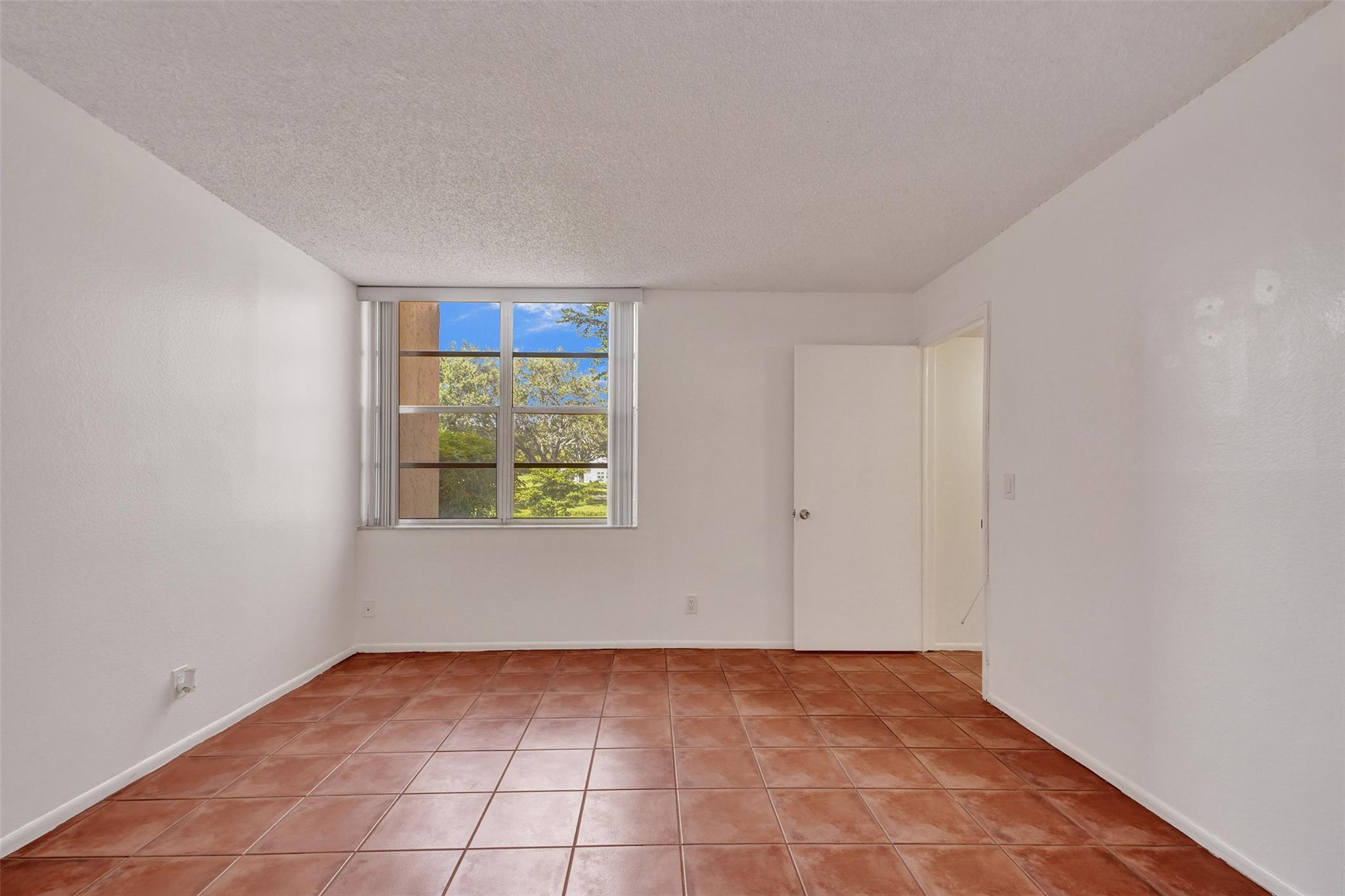 Orchid Tree Condo Four - Residential