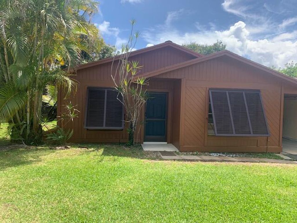 Photo of 558 SE 28th Avenue, Boynton Beach, FL 33435 (MLS # B26044064)
