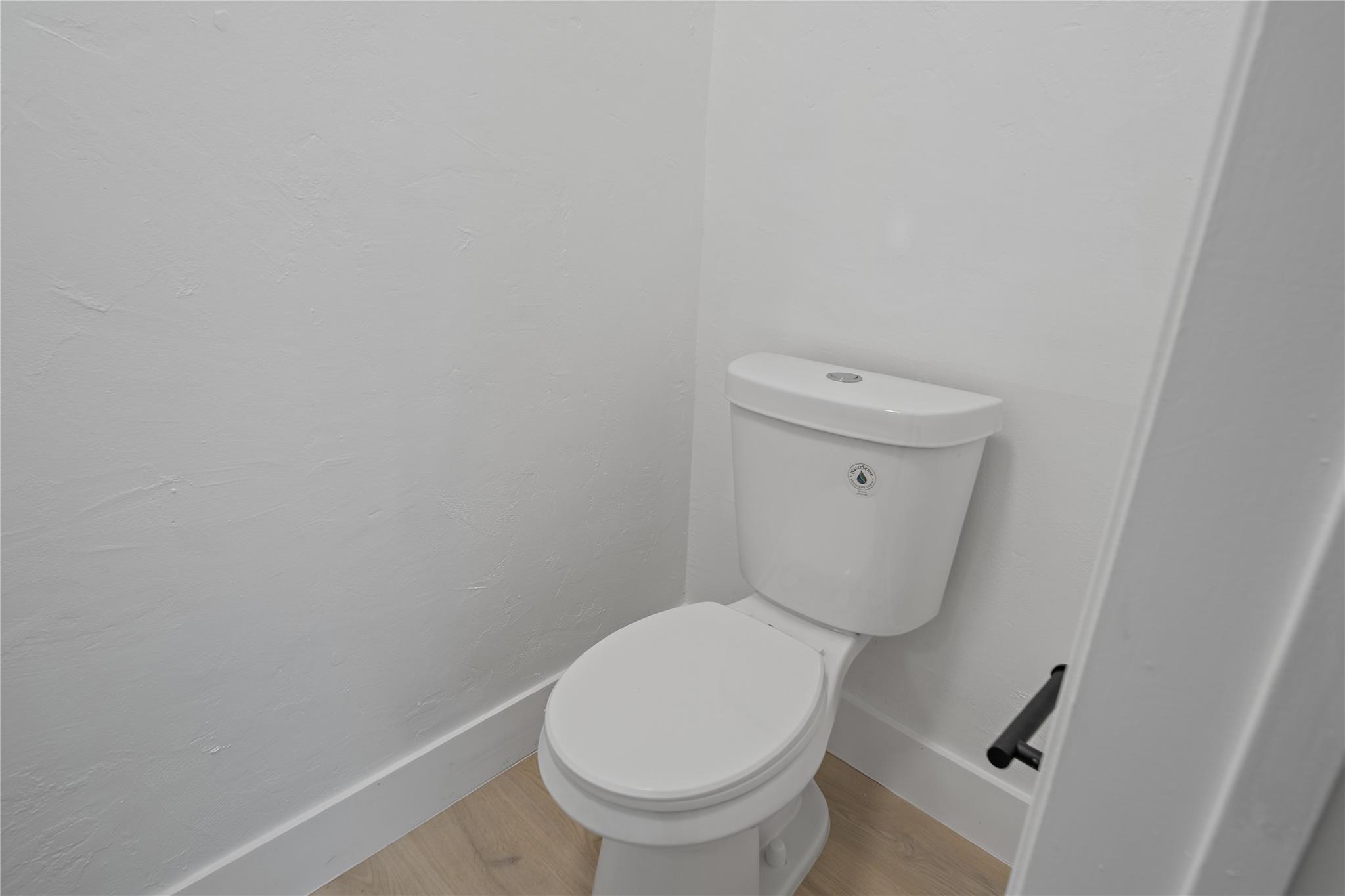 MAINLANDS OF TAMARAC - Residential Lease