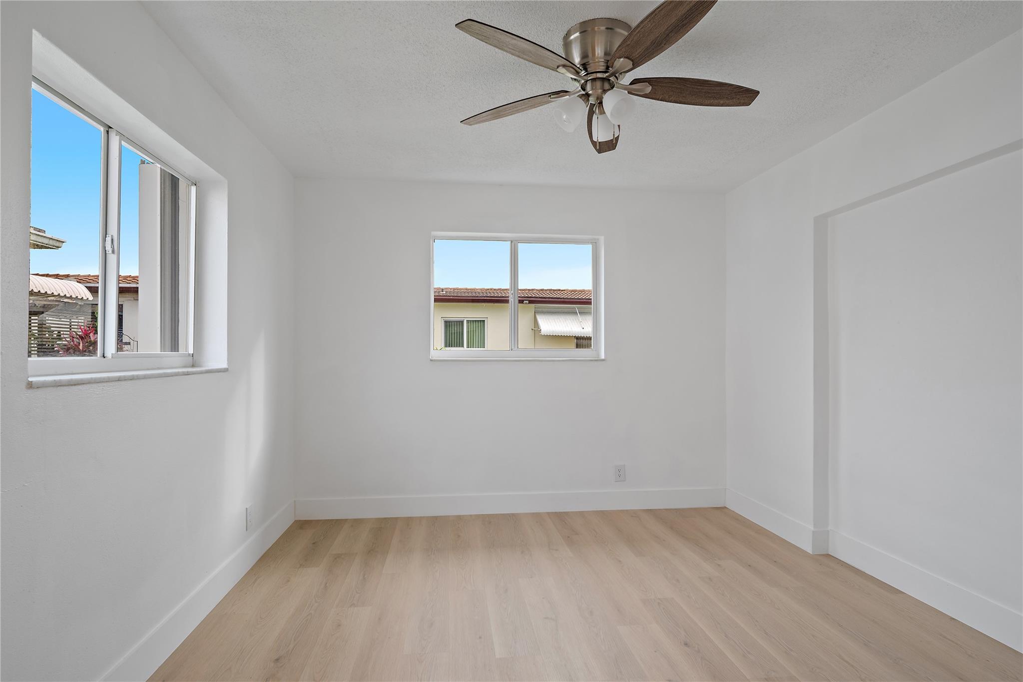 MAINLANDS OF TAMARAC - Residential Lease