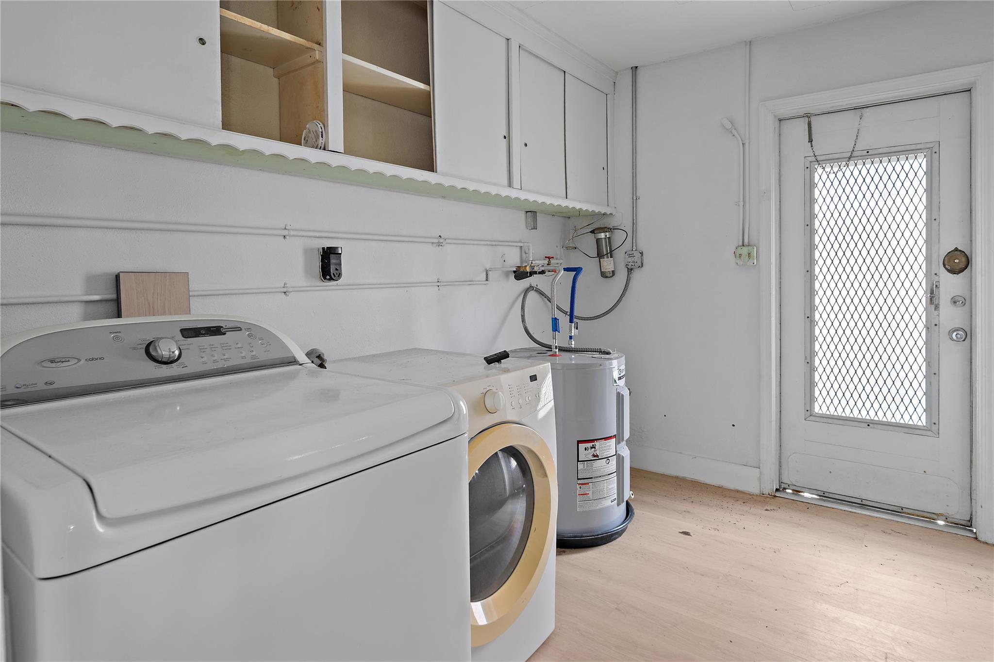 MAINLANDS OF TAMARAC - Residential Lease