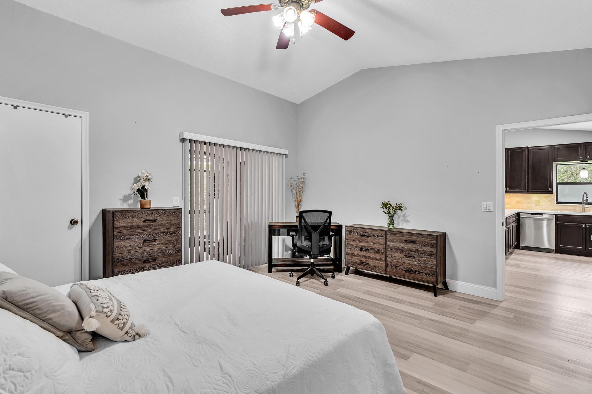 SANDALFOOT COVE SEC 9 - Residential