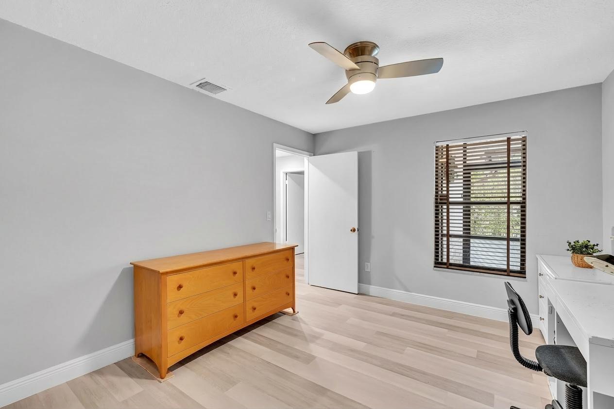 SANDALFOOT COVE SEC 9 - Residential