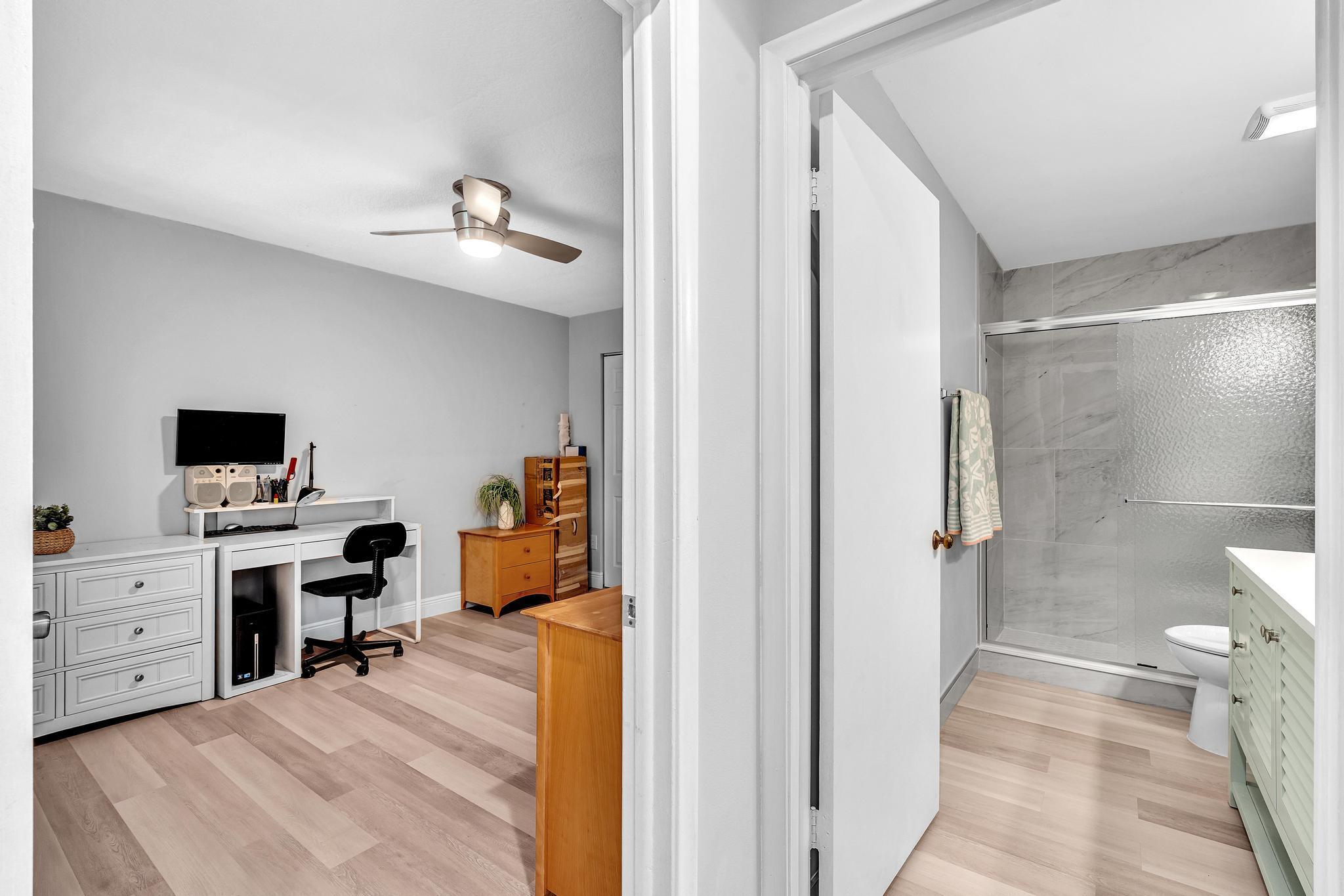 SANDALFOOT COVE SEC 9 - Residential