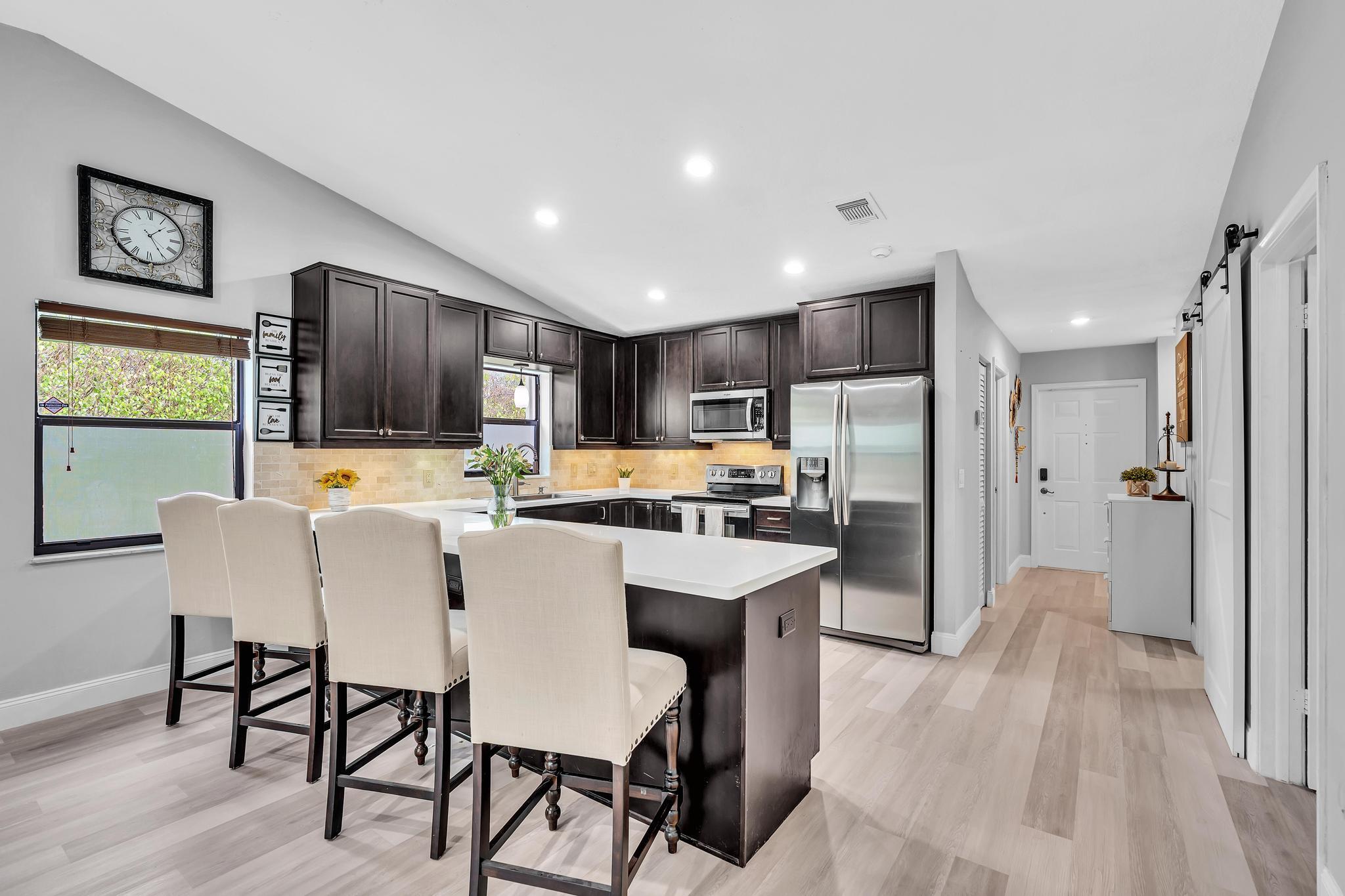 SANDALFOOT COVE SEC 9 - Residential