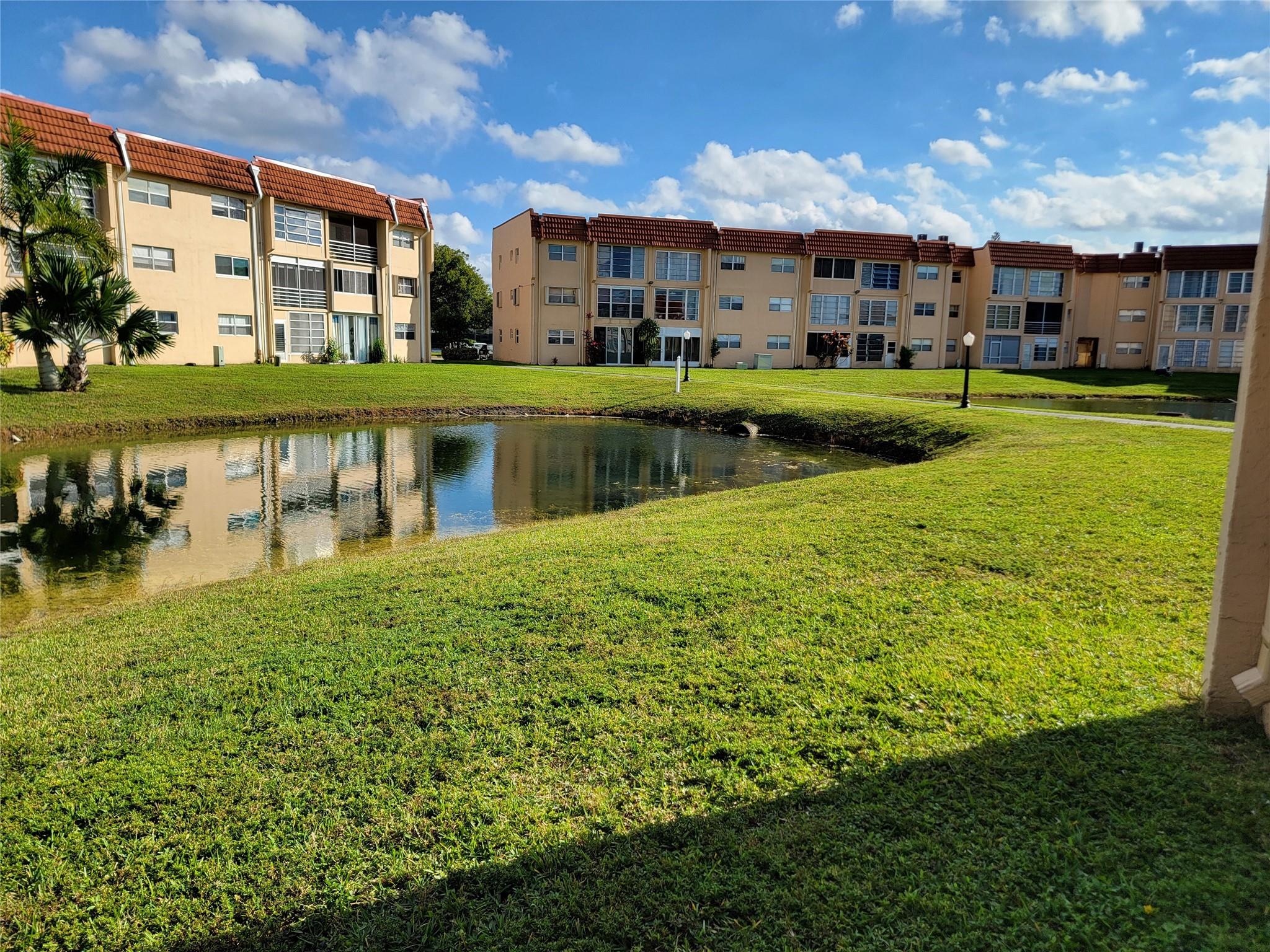 Sunrise Lakes - Residential