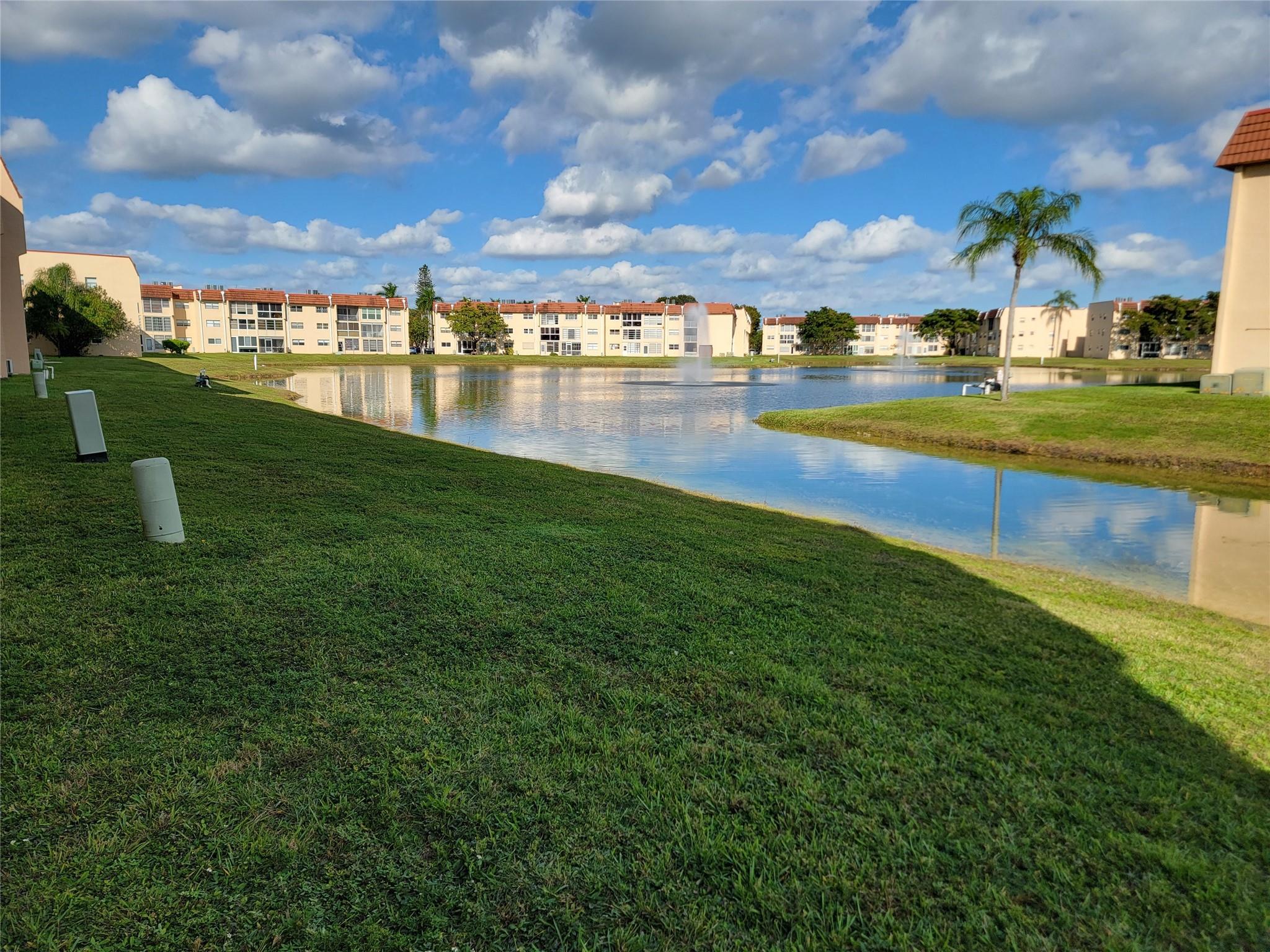 Sunrise Lakes - Residential