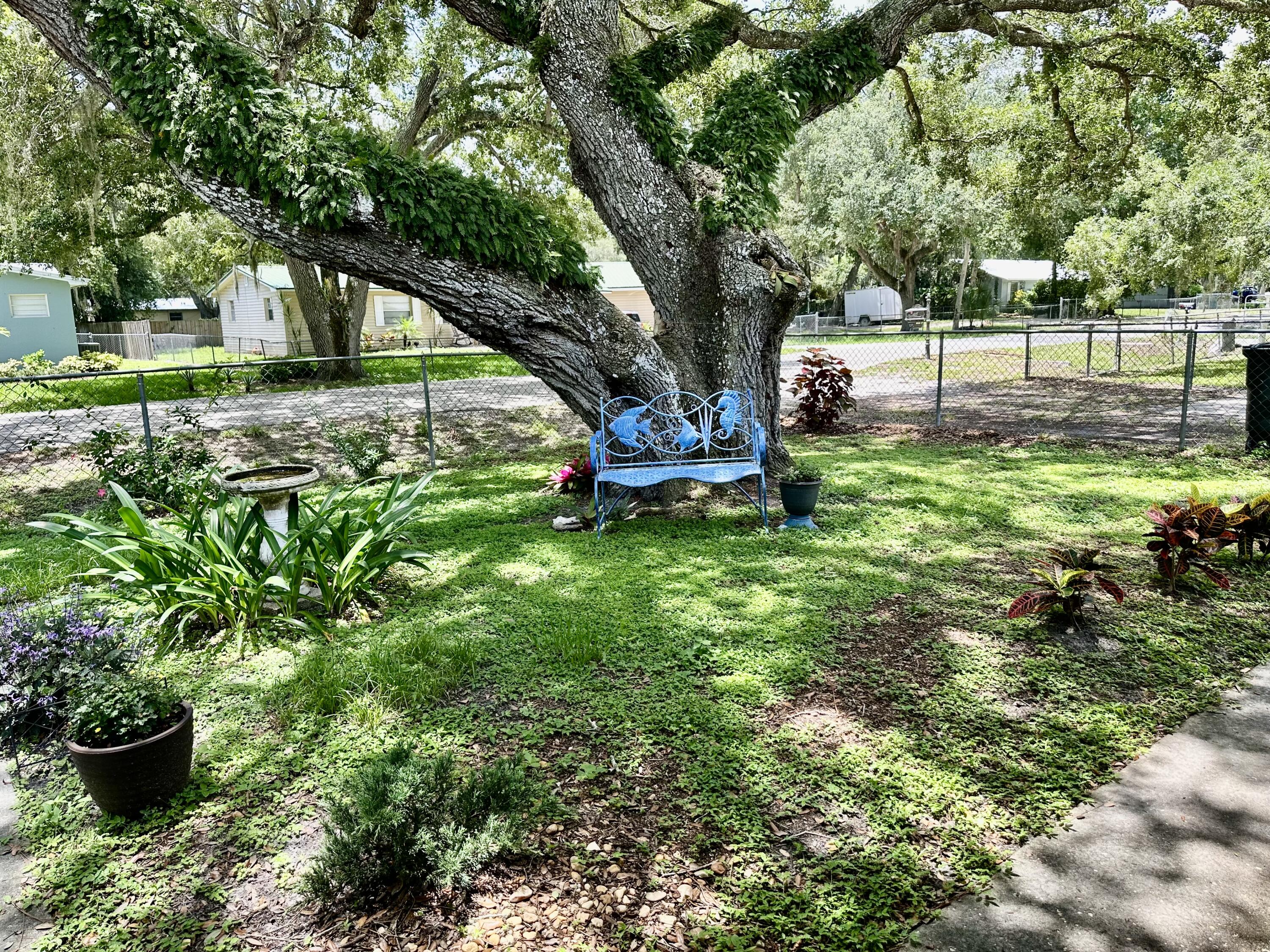 3595 SW 19th Street