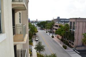610 CLEMATIS CONDO - Residential Lease