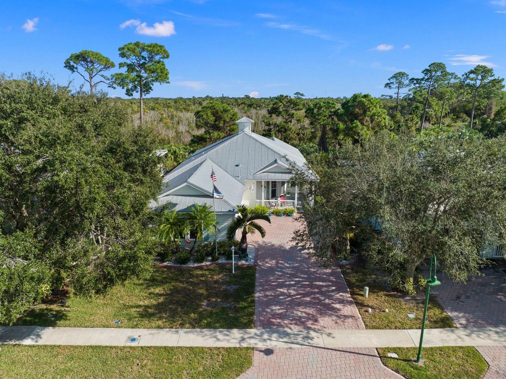 Photo of 502 NE Canoe Park Circle, Port Saint Lucie, FL 34983 (MLS # R10939218)
