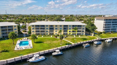 Tiny photo for 330 N Federal Highway #211, Deerfield Beach, FL 33441 (MLS # B26085811)