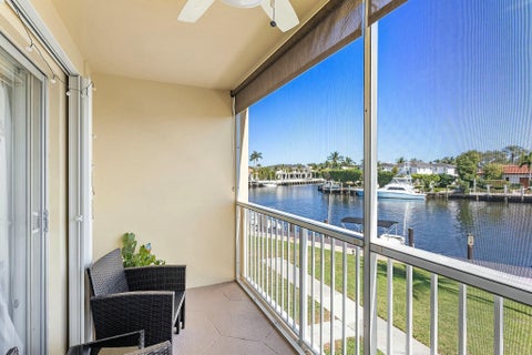 Tiny photo for 330 N Federal Highway #211, Deerfield Beach, FL 33441 (MLS # B26085811)