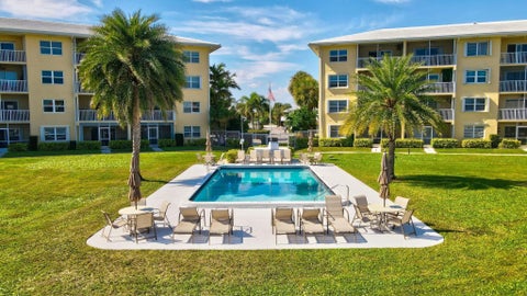 Tiny photo for 330 N Federal Highway #211, Deerfield Beach, FL 33441 (MLS # B26085811)