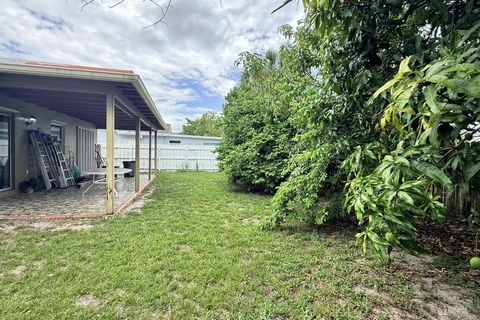 Tiny photo for 22652 SW 64th Way, Boca Raton, FL 33428 (MLS # B26037616)