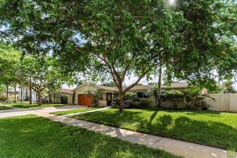 520 NW 42nd Ave Coconut Creek FL 33066