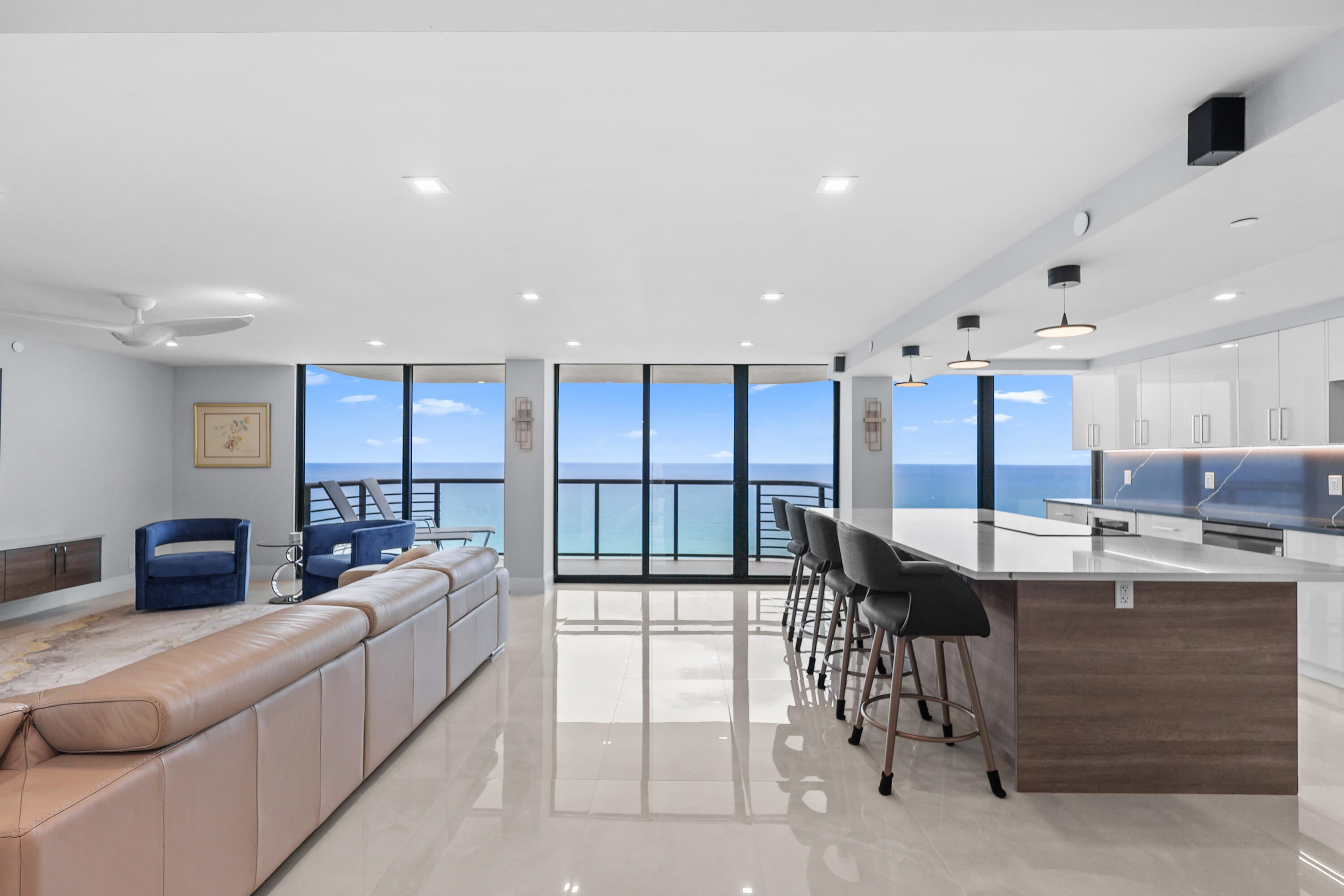 250 S OCEAN Boulevard 15D