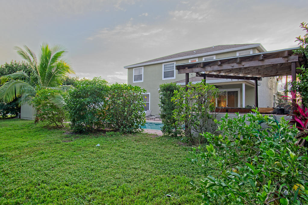 EMERALD ESTATES SUB - Residential