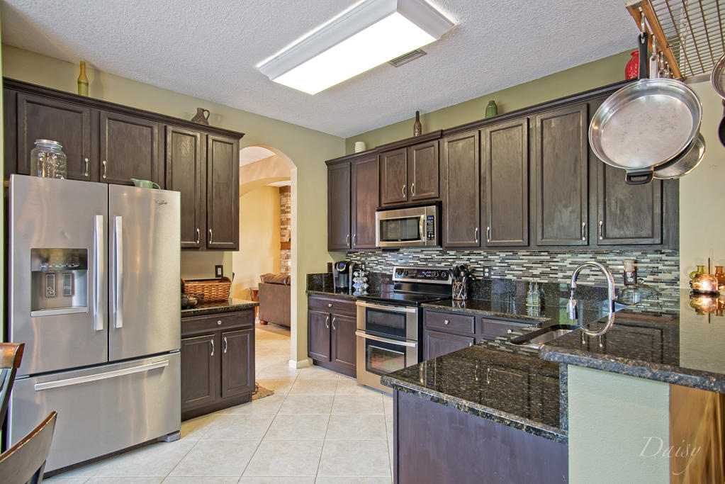 EMERALD ESTATES SUB - Residential