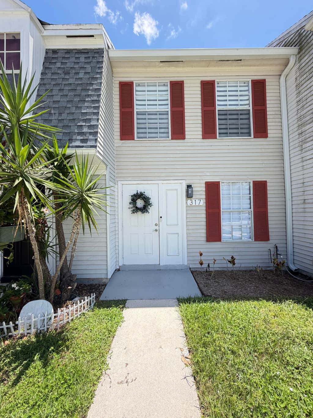 Photo of 317 GEORGIAN PARK Drive, Jupiter, FL 33458 (MLS # B26062843)