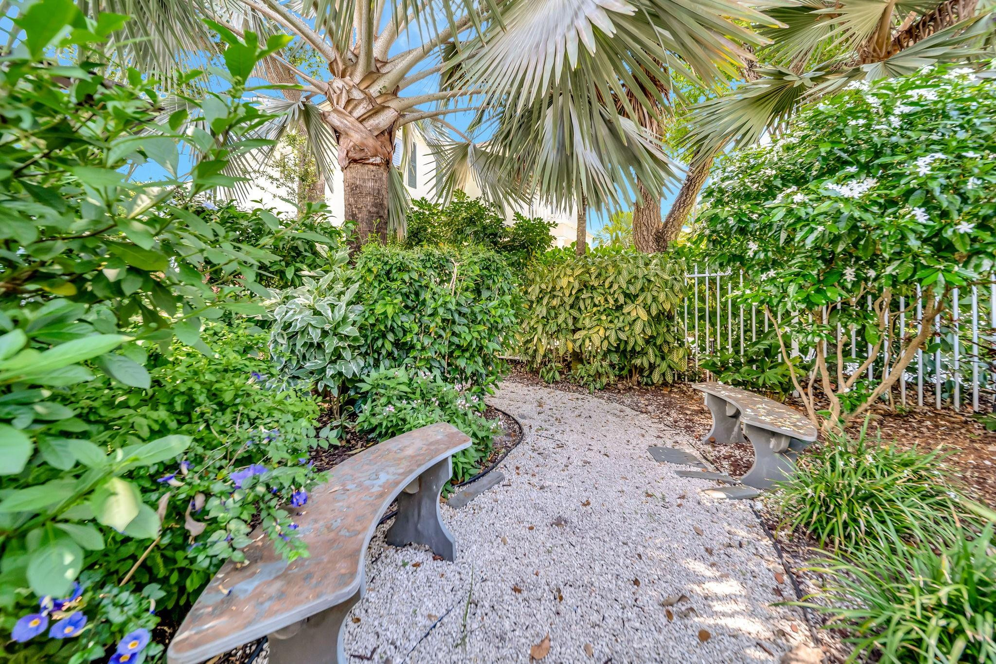 RIO VISTA ISLES - Residential