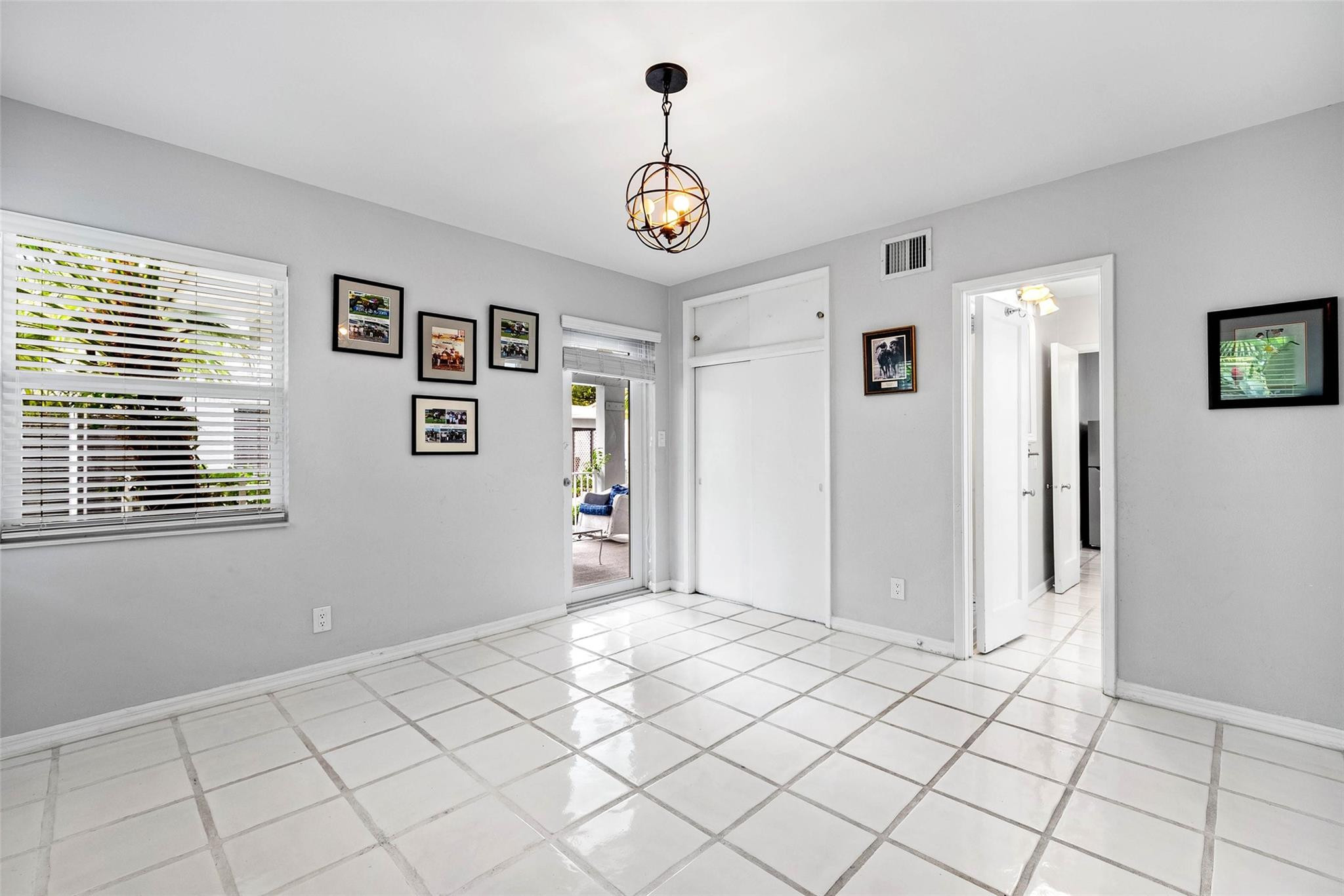 RIO VISTA ISLES - Residential