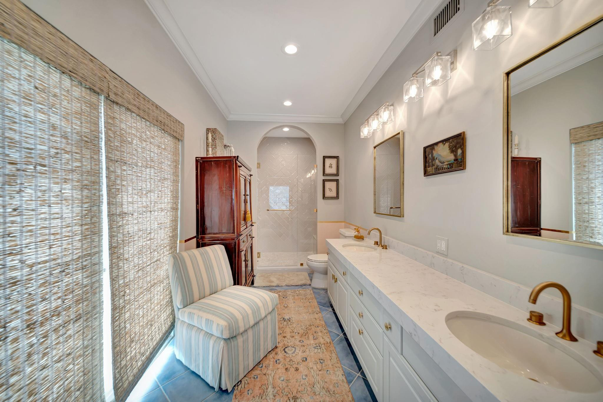 RIO VISTA ISLES - Residential