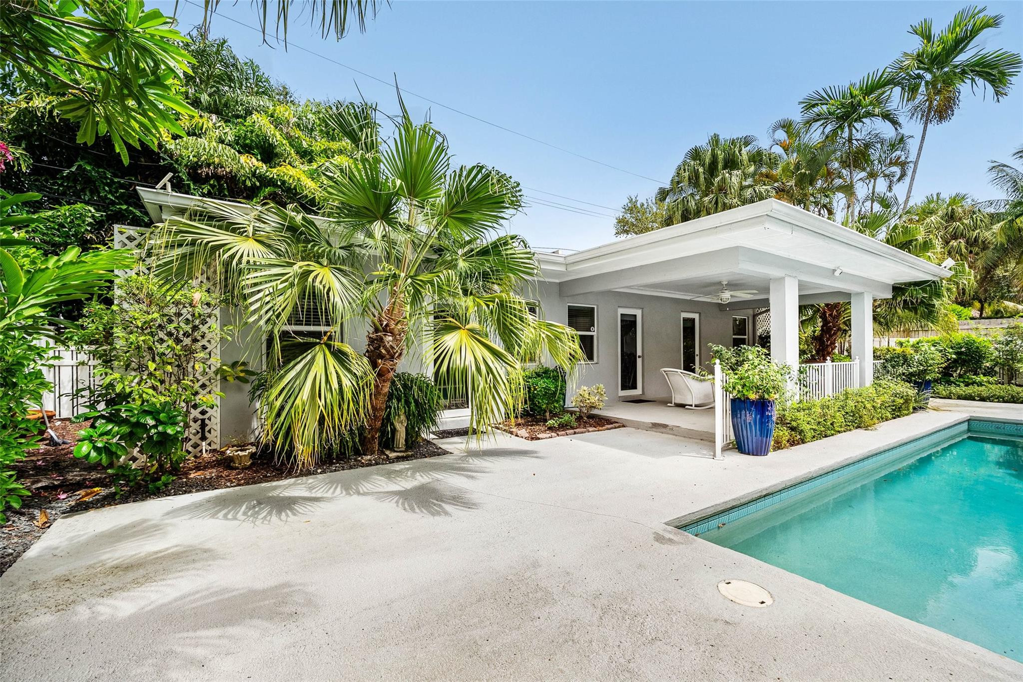 RIO VISTA ISLES - Residential