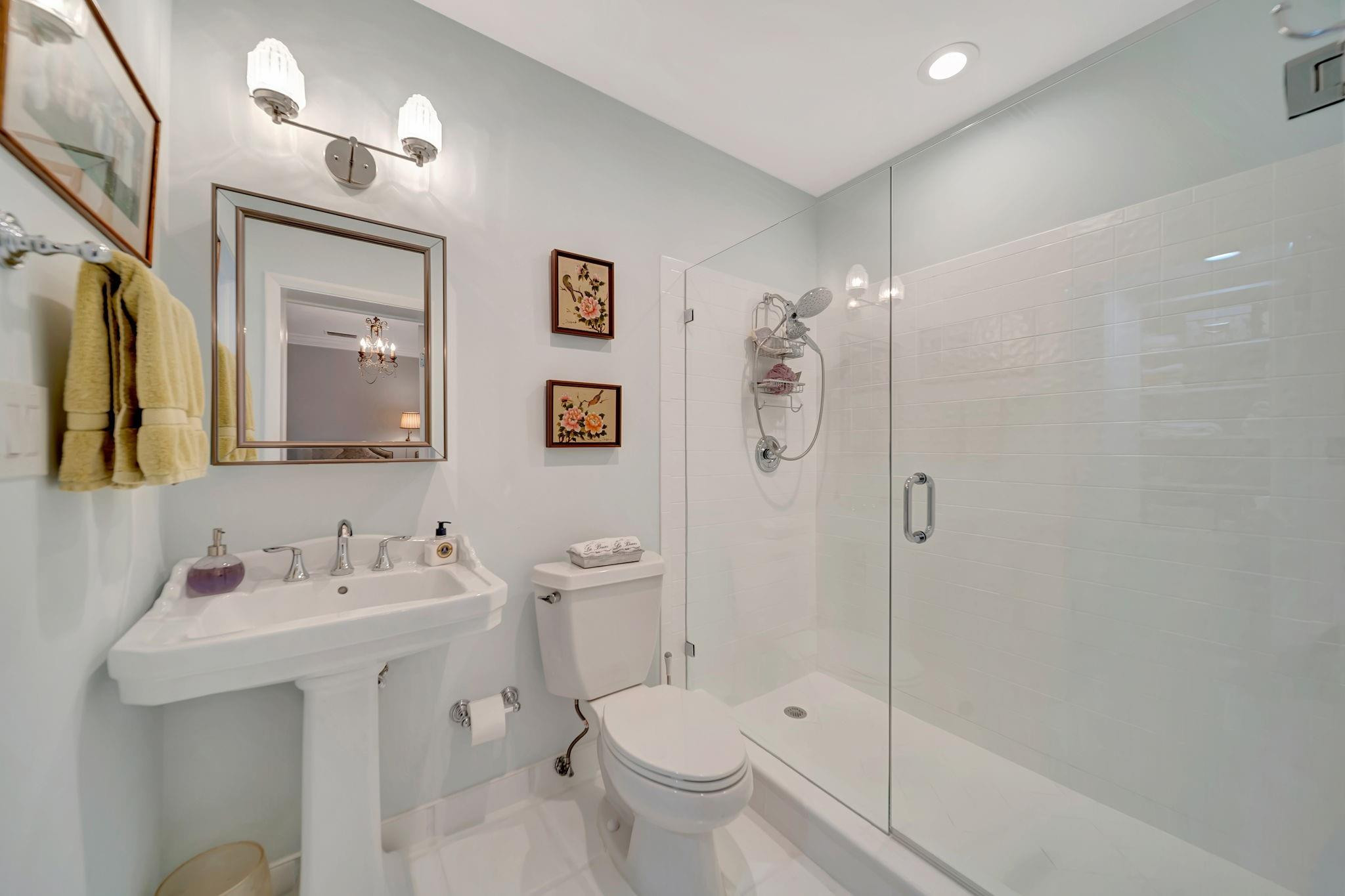 RIO VISTA ISLES - Residential