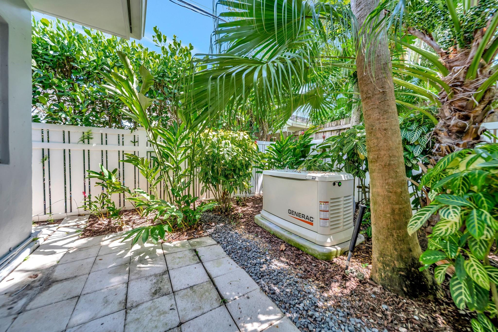 RIO VISTA ISLES - Residential