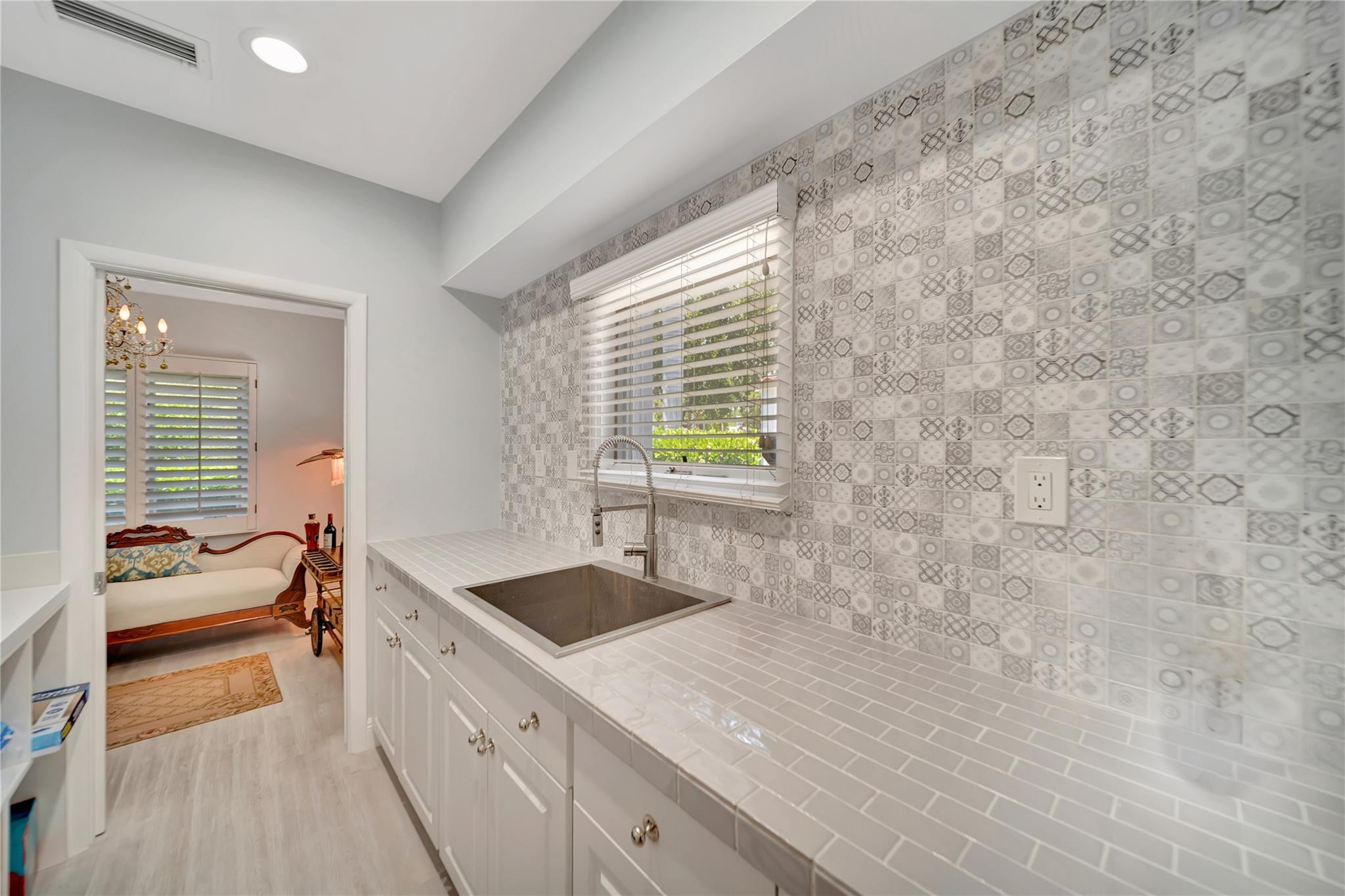 RIO VISTA ISLES - Residential