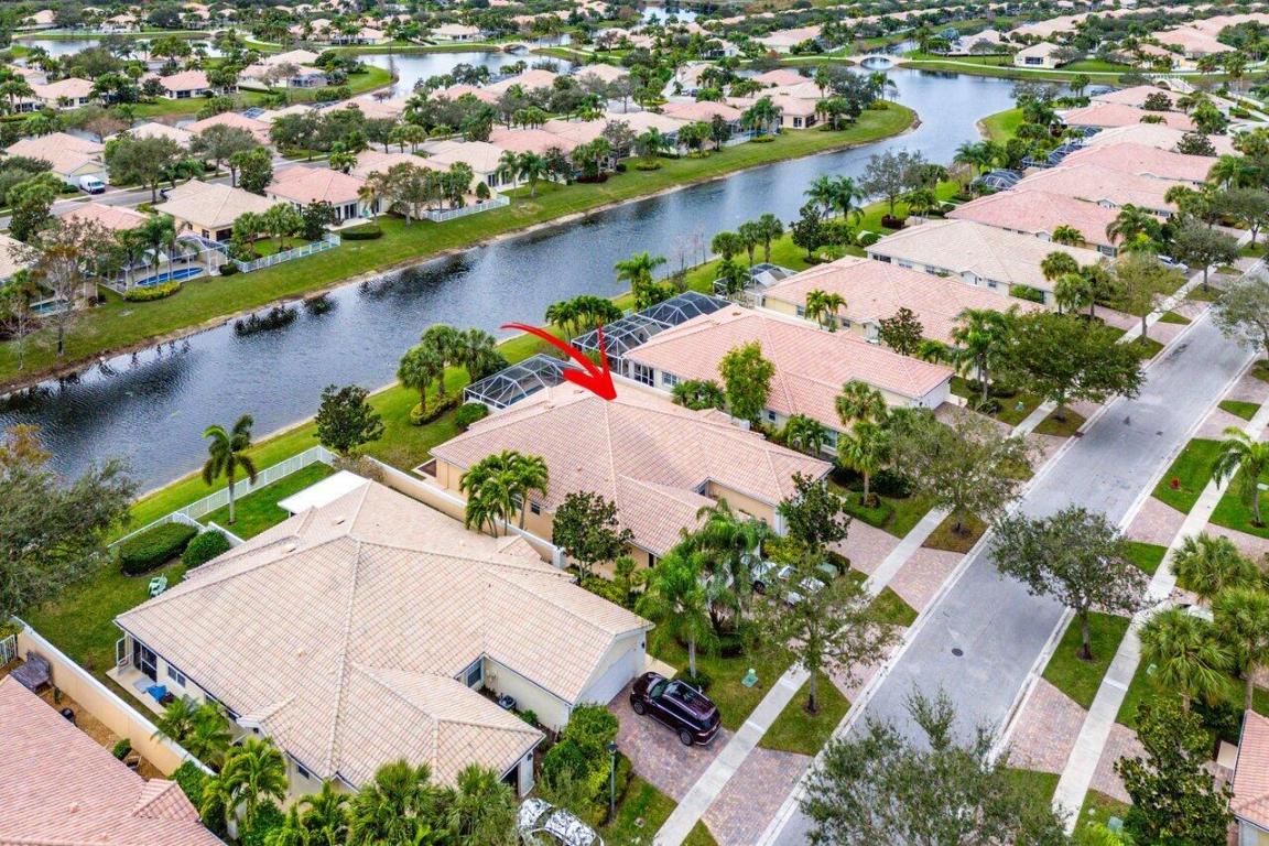 VILLAGEWALK OF WELLINGTON 5 - Residential