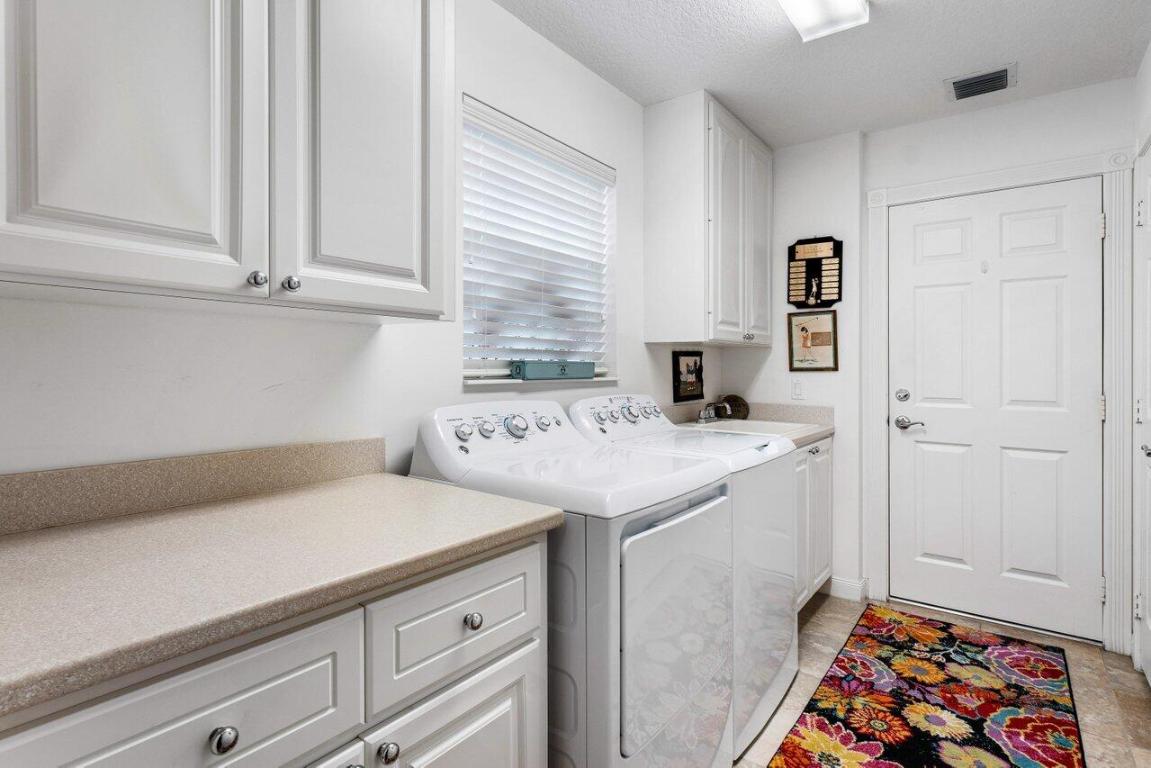 VILLAGEWALK OF WELLINGTON 5 - Residential