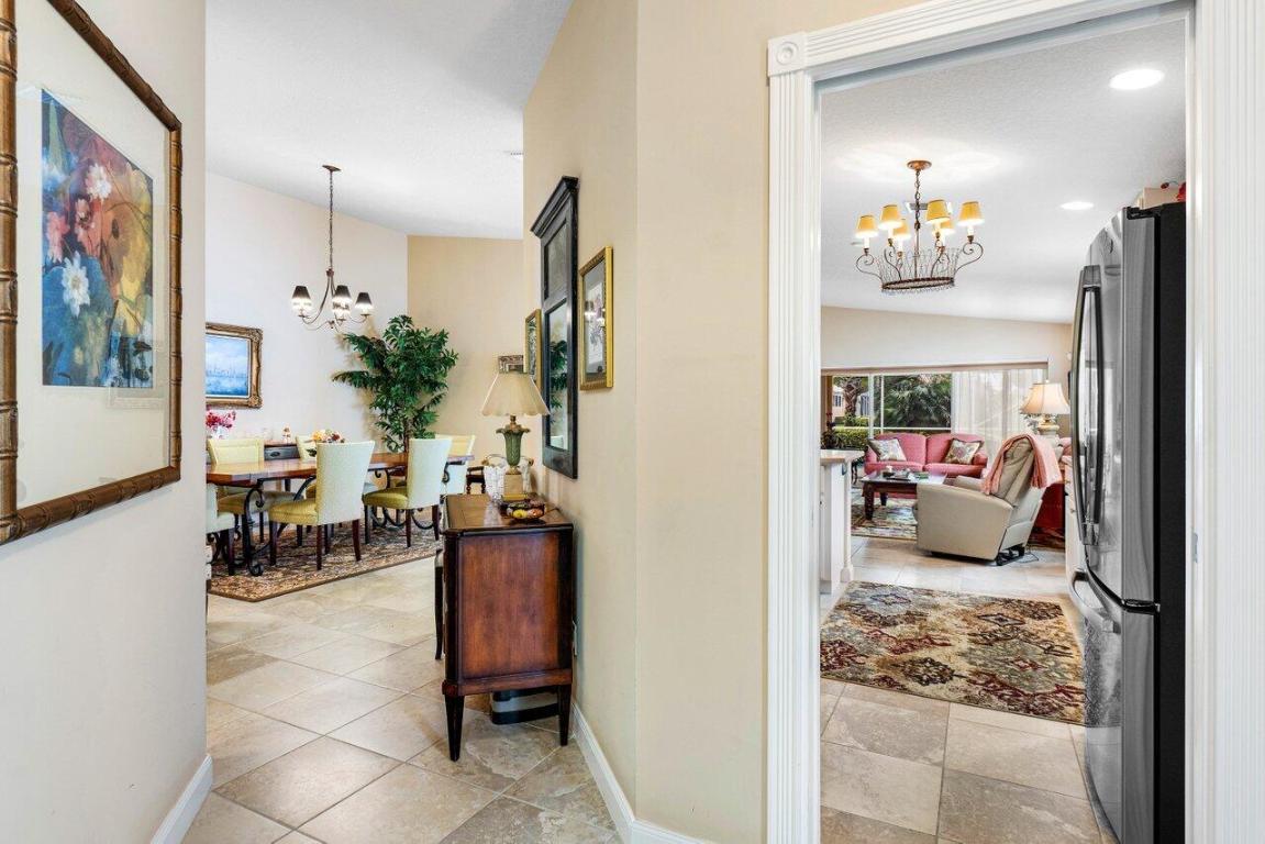 VILLAGEWALK OF WELLINGTON 5 - Residential