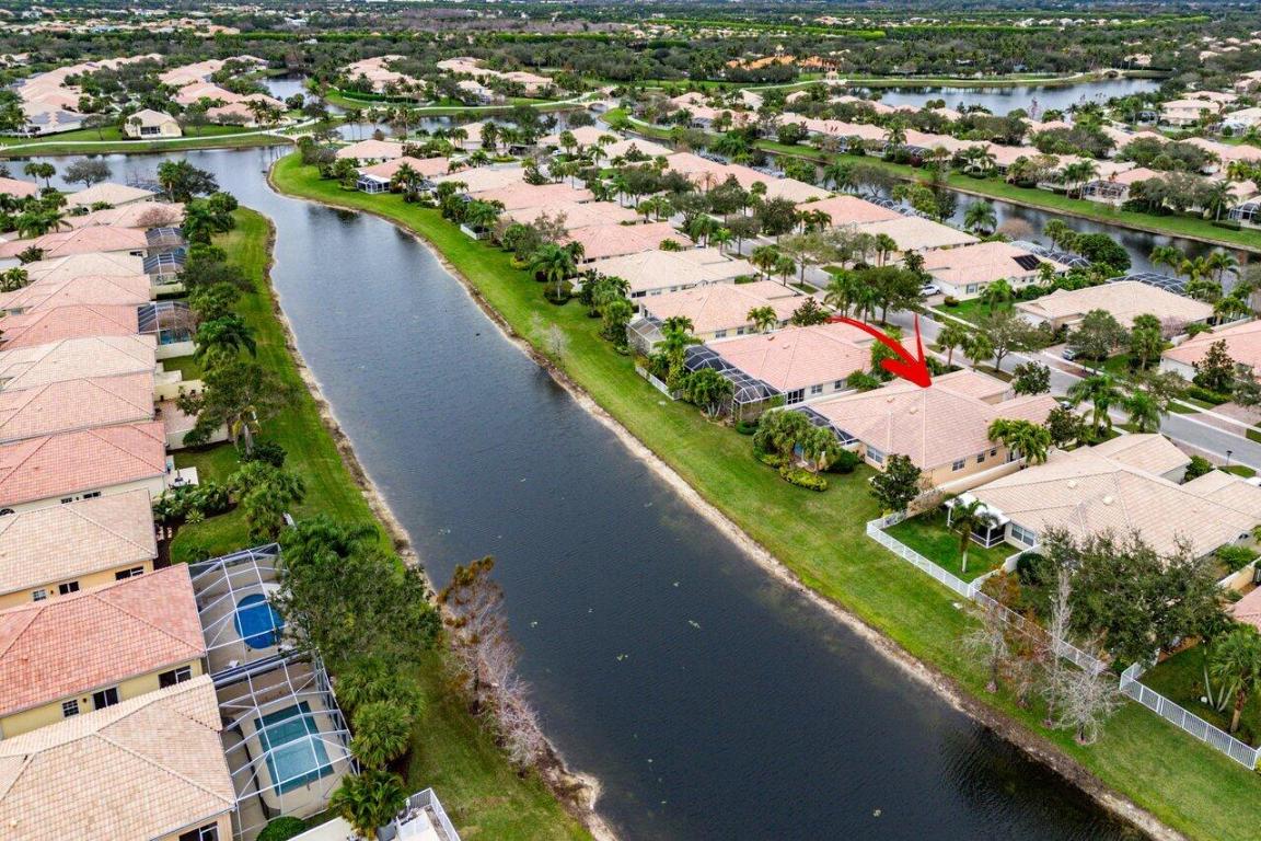 VILLAGEWALK OF WELLINGTON 5 - Residential