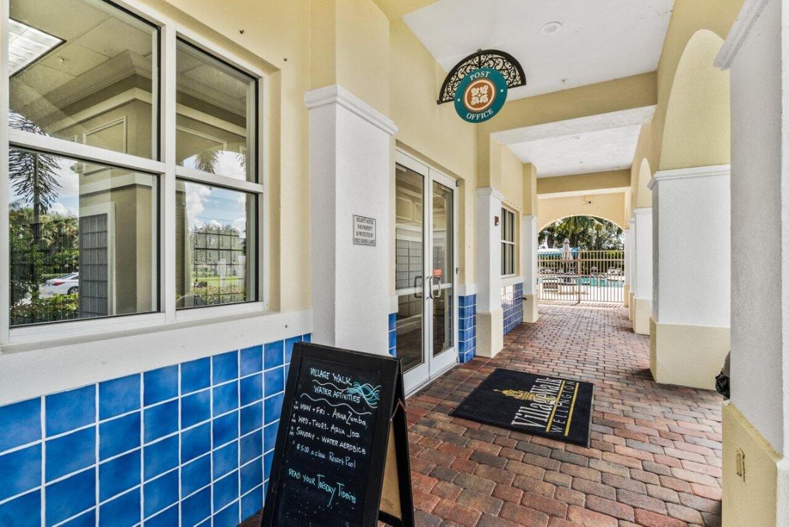 VILLAGEWALK OF WELLINGTON 5 - Residential