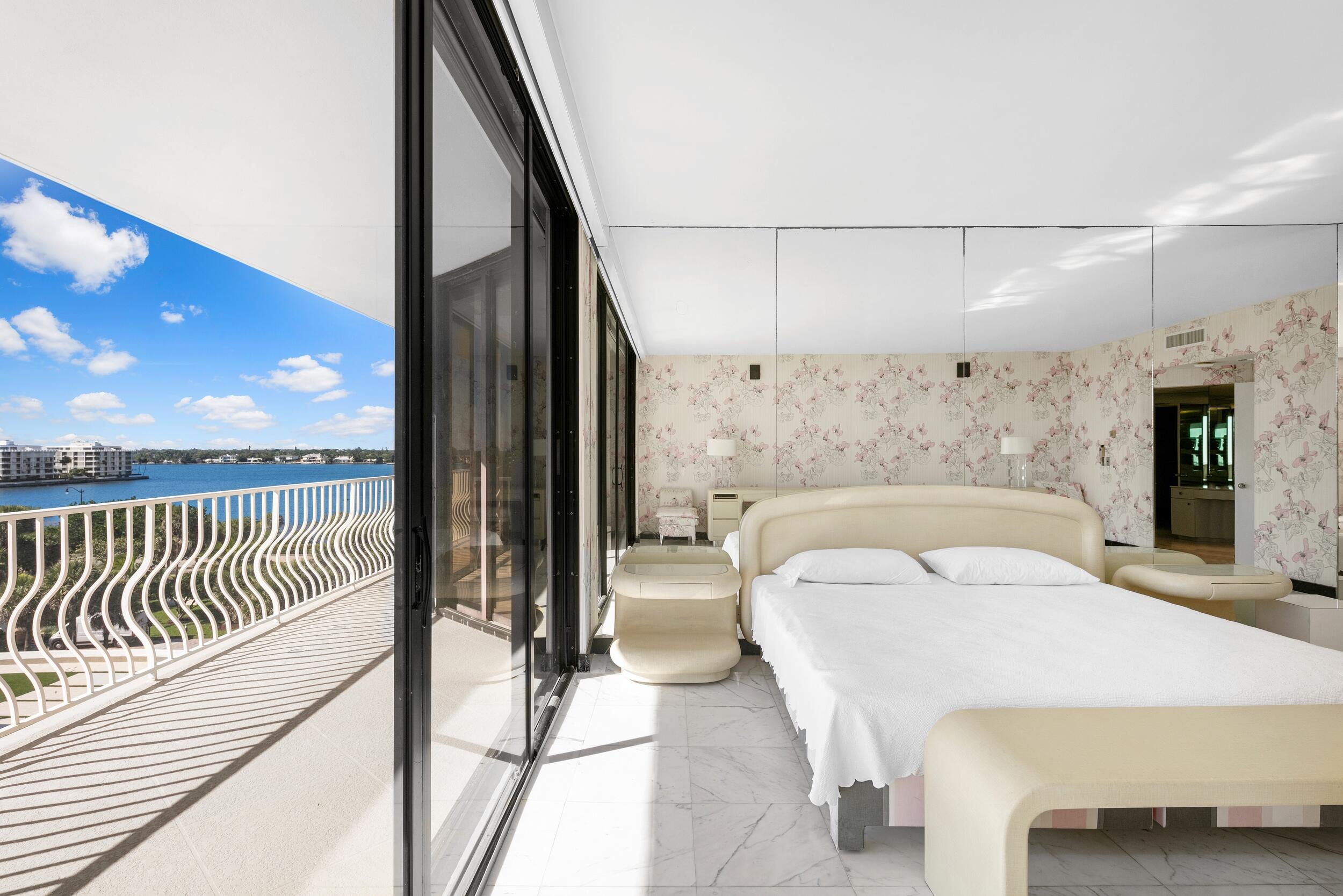 TWO THOUSAND CONDO - Residential